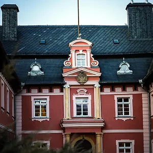 Palac Spiz Kolo Karpacza Miłków